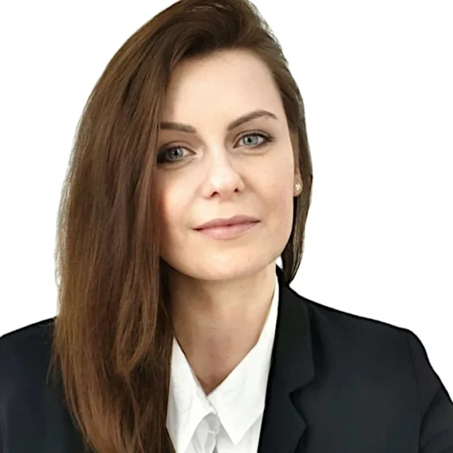 https://karotensm.pl/wp-content/uploads/2024/12/Beata_Zawiera-640x640.webp